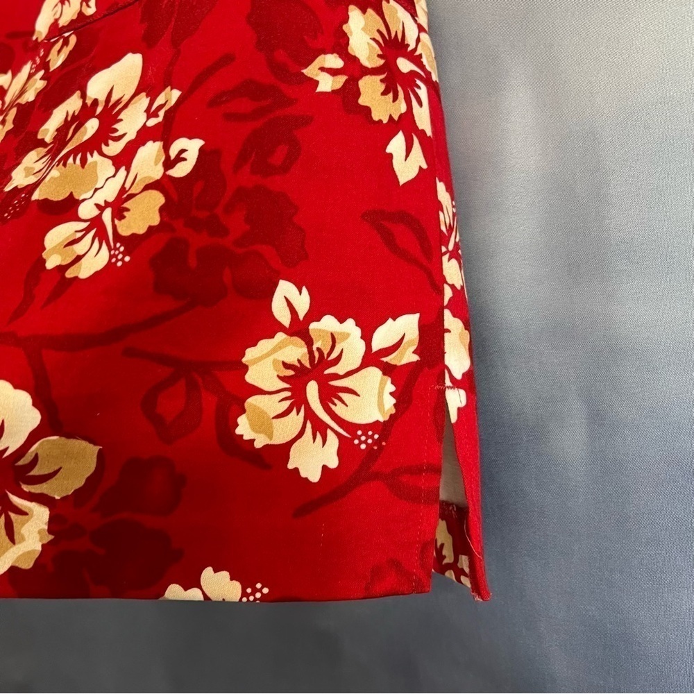 red floral skort with 2 zip front pockets by Paraphrase size 6. EUC - Picture 6 of 9